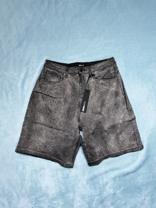 Short Relaxed Crack