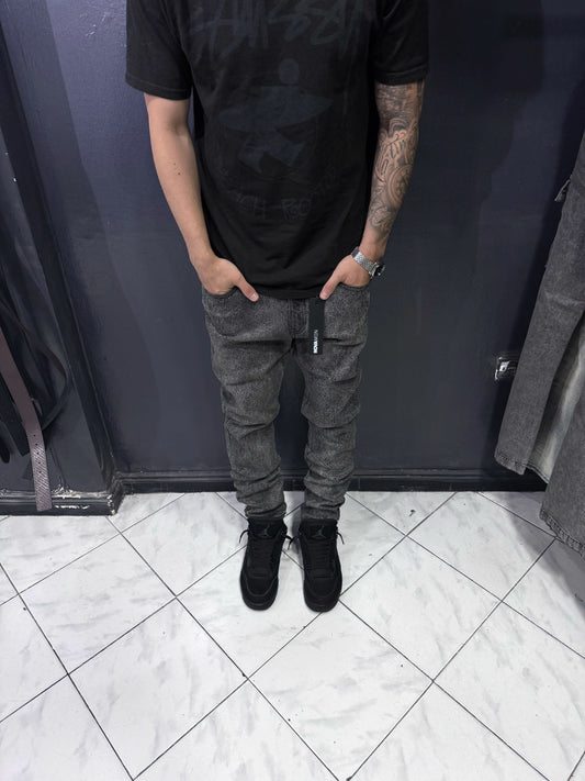 Skinny Jeans Crack